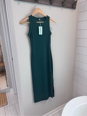 NWT Sleeveless Midi Bodycon Tank Dress in Dark Teal Green